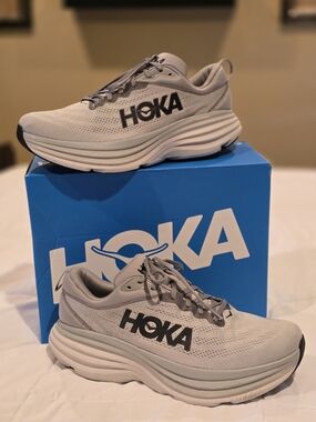 HOKA Bondi 8 (size 13.2E)